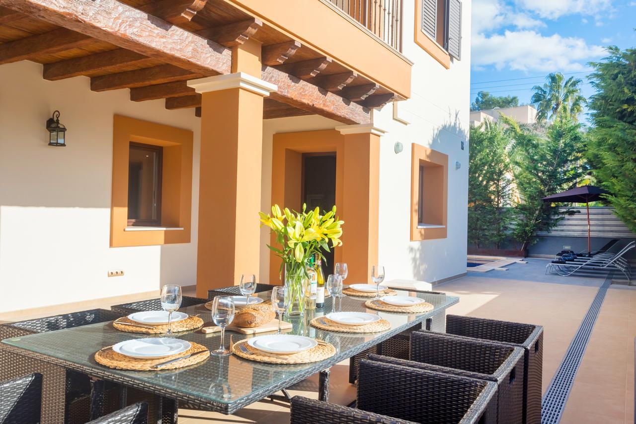 Villa Alexandra Таламанка Экстерьер фото