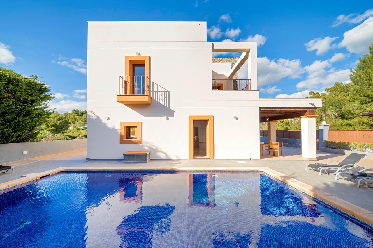 Villa Alexandra Таламанка Экстерьер фото