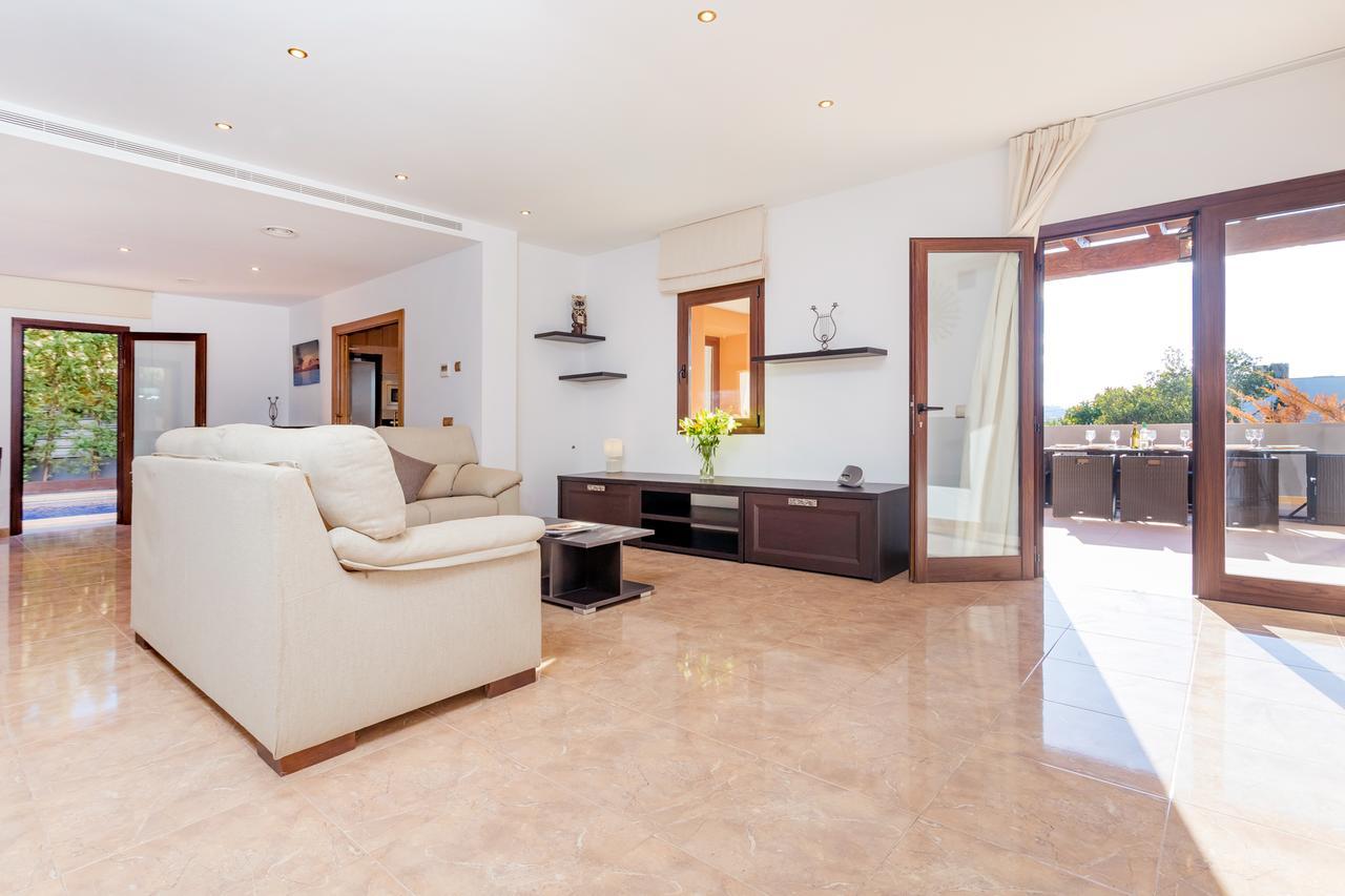 Villa Alexandra Таламанка Экстерьер фото