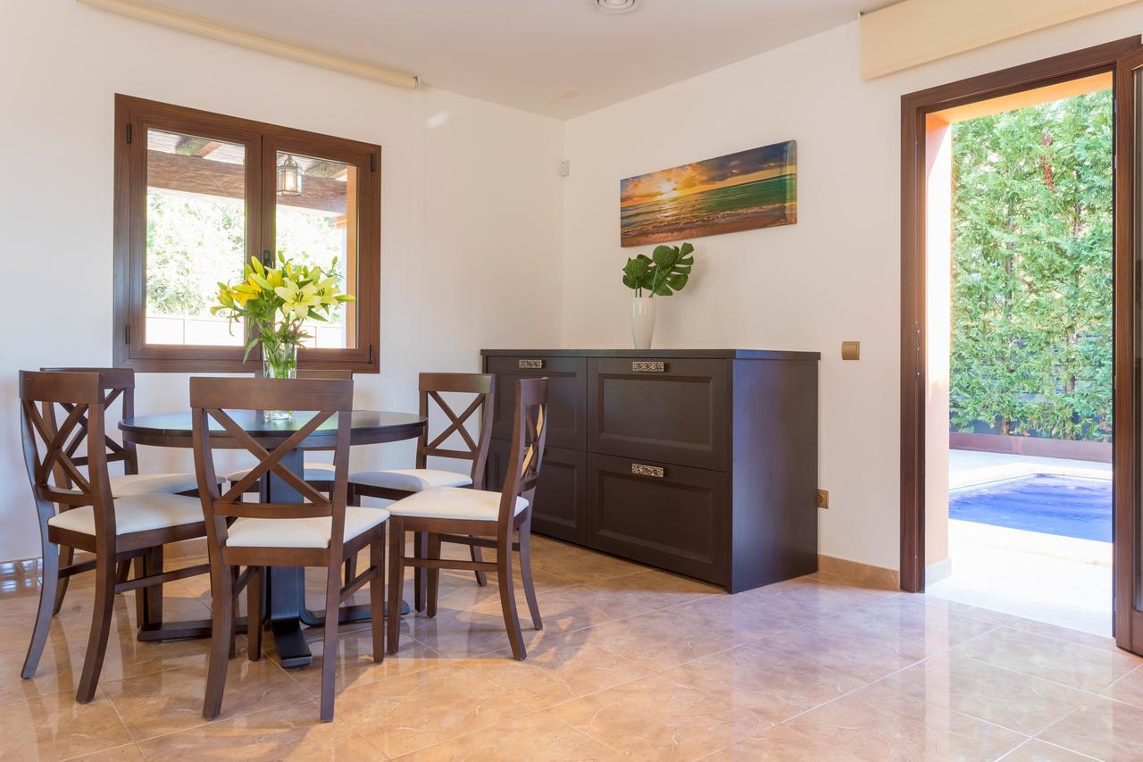 Villa Alexandra Таламанка Экстерьер фото